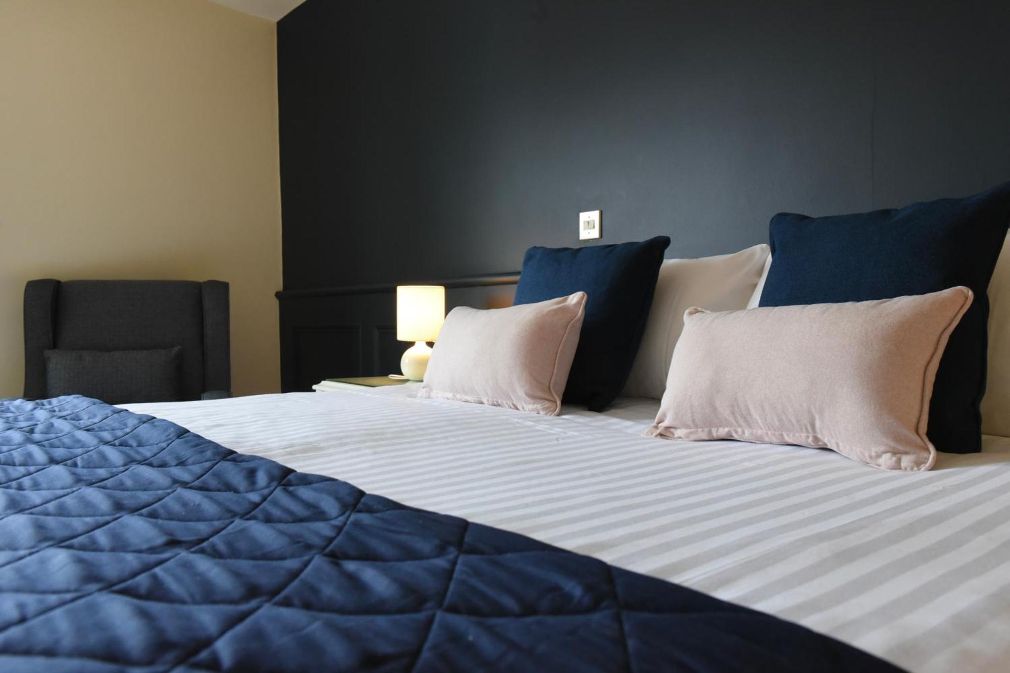 The Lough & Quay Accommodation Town Centre Warrenpoint Exterior foto