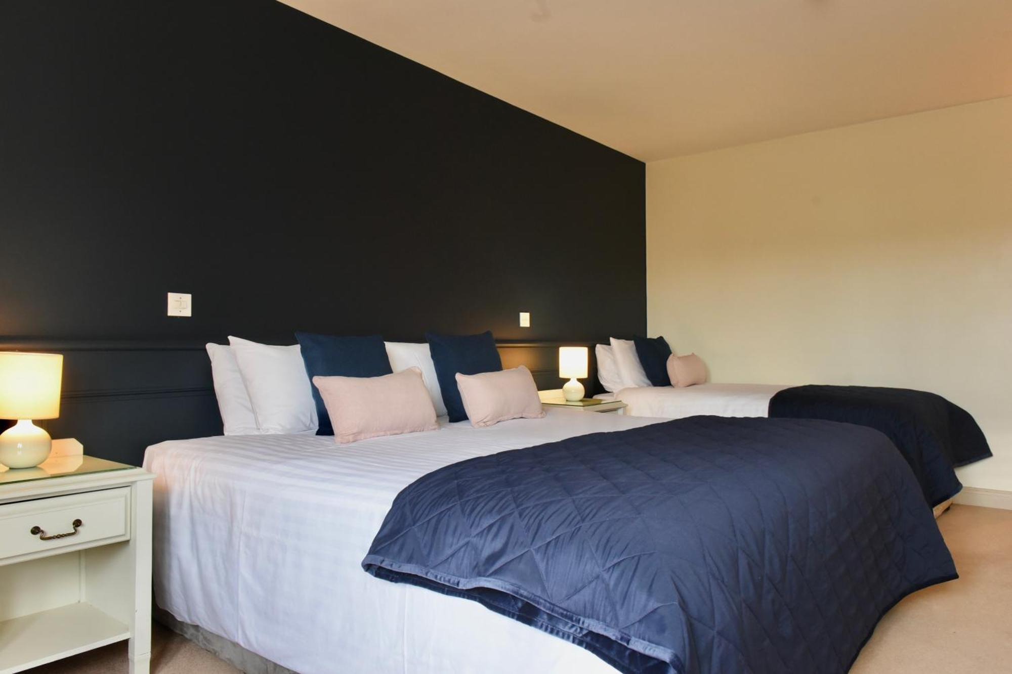 The Lough & Quay Accommodation Town Centre Warrenpoint Exterior foto