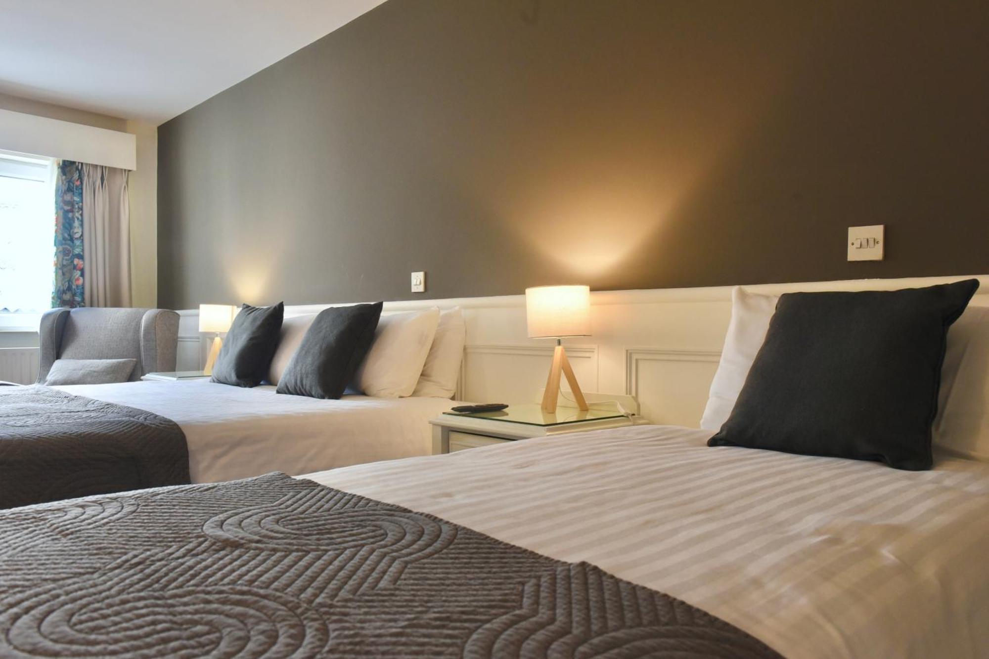 The Lough & Quay Accommodation Town Centre Warrenpoint Exterior foto