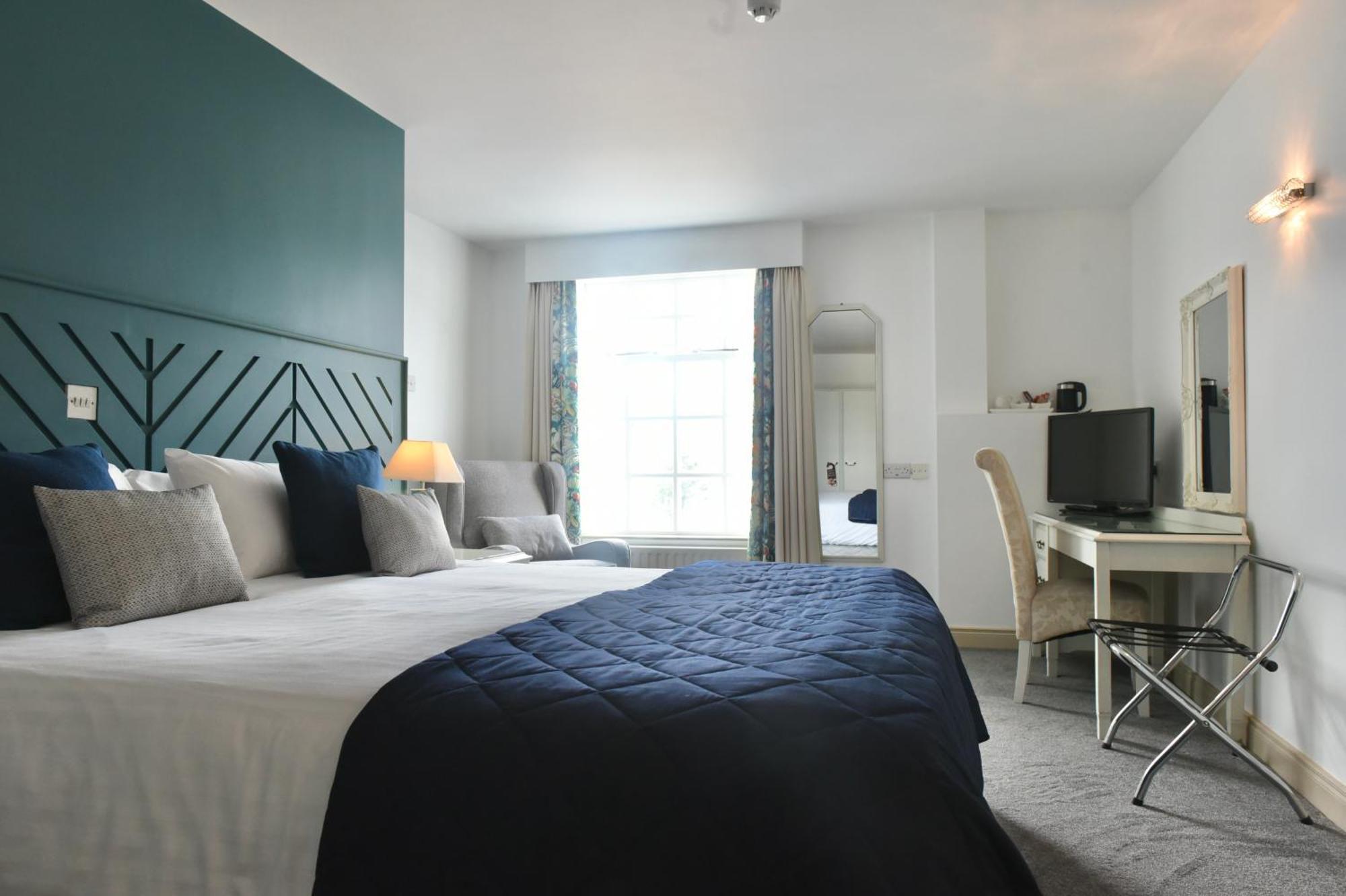 The Lough & Quay Accommodation Town Centre Warrenpoint Exterior foto